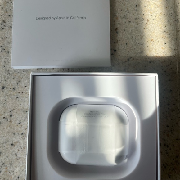 Apple AirPods White